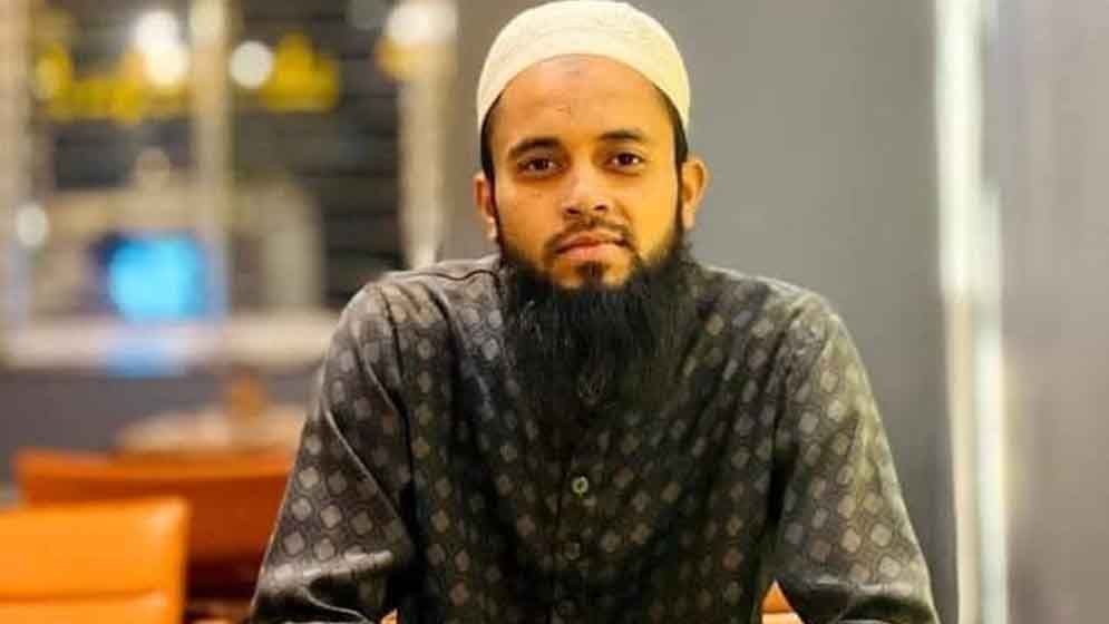 ১১ বছরের সন্তানের সামনে গাজীপুরে যুবদল নেতা আবু নাহিদকে কুপিয়ে হত্যা