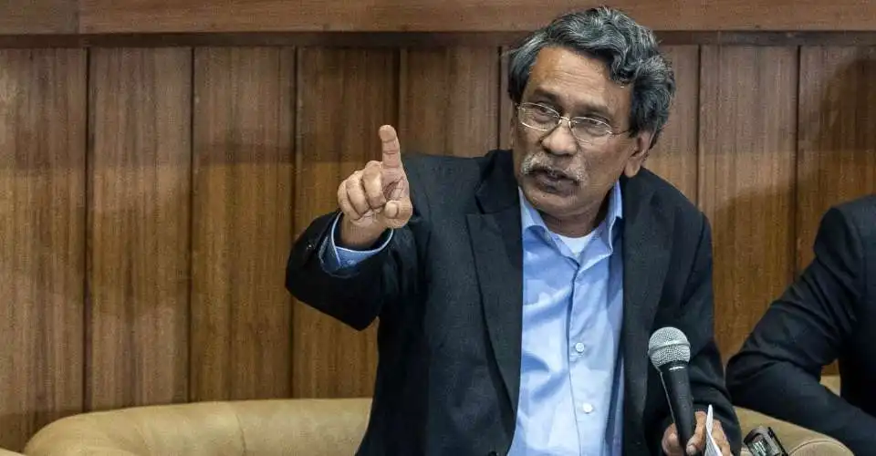 গণভোট ভবিষ্যৎ রাষ্ট্রব্যবস্থা নির্ধারণে গুরুত্বপূর্ণ: আলী রিয়াজ