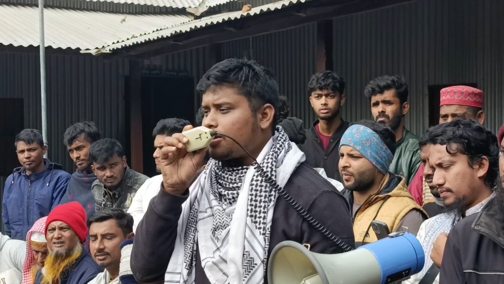 চাঁদাবাজদের গদি নড়বড়ে হয়ে তাদের ঘুম হারাম : হাসনাত আবদুল্লাহ