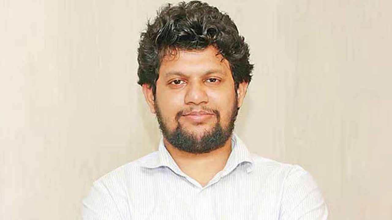 নতুন রাজনৈতিক প্রেক্ষাপটে ছাত্র-জনতার সঙ্গে সংযোগ বৃদ্ধিতে মনোনিবেশ করবেন মাহফুজ আলম