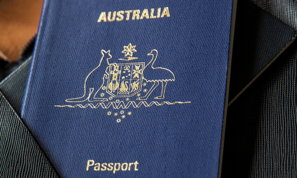 সিরিয়ার শরণার্থী শিবির থেকে ৩৪ নাগরিক ফেরাতে গিয়ে একজনের প্রবেশে অস্ট্রেলিয়ার সাময়িক নিষেধাজ্ঞা