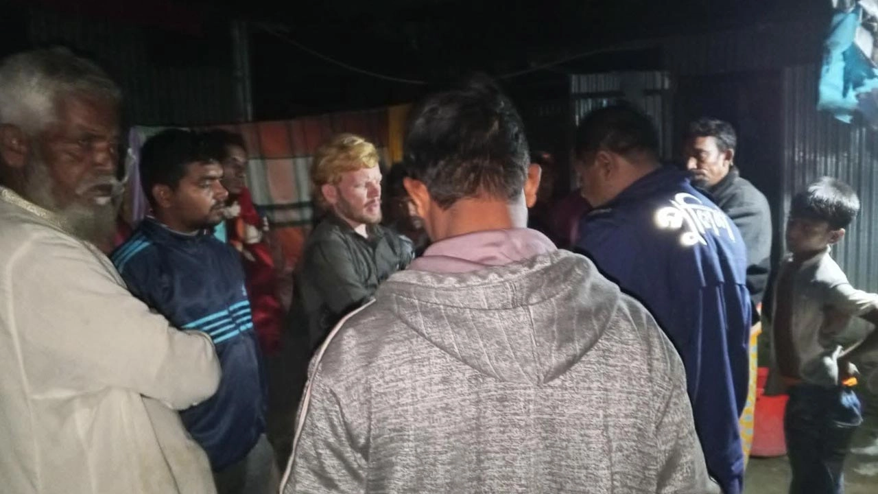 উল্লাপাড়ায় দুই গ্রামের সংঘর্ষে আহত ব্যক্তির মৃত্যু