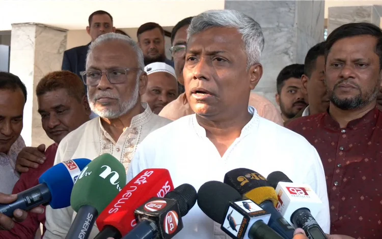 রমজানে নিরবচ্ছিন্ন বিদ্যুৎ সরবরাহে বিশেষ ব্যবস্থা, সেচ মৌসুমে চাষিদের অগ্রাধিকার: প্রতিমন্ত্রী