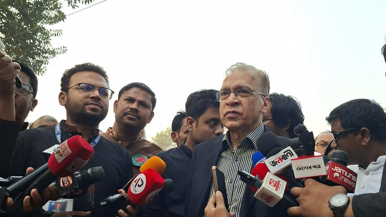 চট্টগ্রাম বন্দরে পণ্য খালাস দ্রুততার সঙ্গে নিশ্চিত করার নির্দেশ