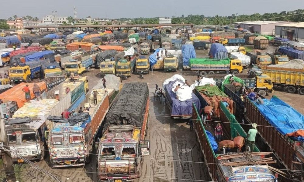 ঈদুল ফিতরে ভোমরা স্থলবন্দরে ১০ দিন পণ্য পরিবহন বন্ধ