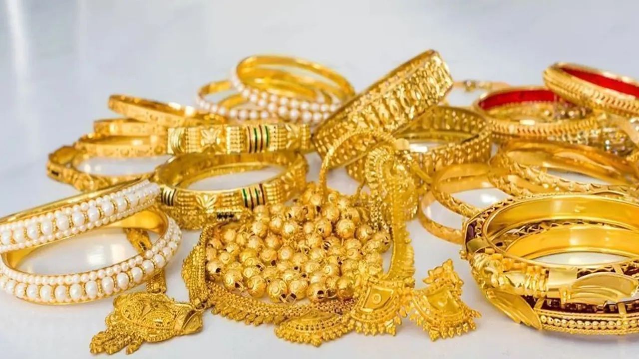 বিশ্ববাজারে স্বর্ণ ও ধাতুতে পতন, মধ্যপ্রাচ্য সংঘাতের প্রভাব লক্ষ্যণীয়