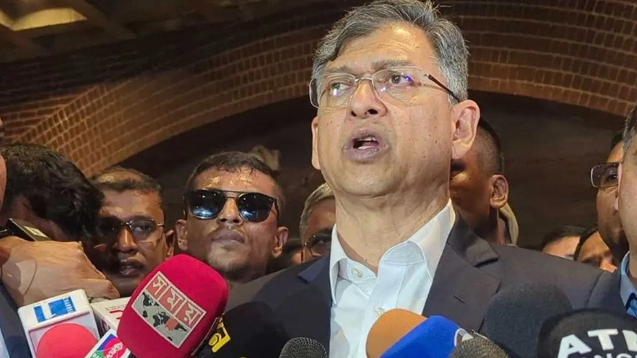 সংবিধান সংশোধন ছাড়া ‘সংবিধান সংস্কার পরিষদ’ বাস্তবায়ন সম্ভব নয়: স্বরাষ্ট্রমন্ত্রী