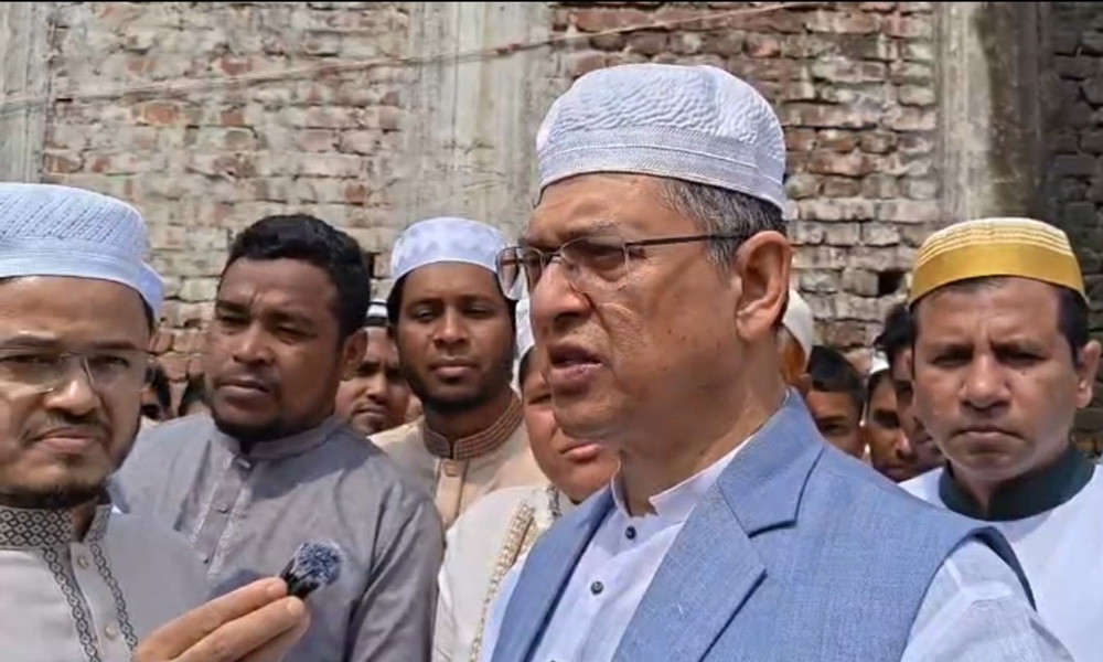 ঈদুল ফিতরে নিজগ্রামে নামাজ আদায় ও মাঠ সংস্কারের নির্দেশ স্বরাষ্ট্রমন্ত্রীর