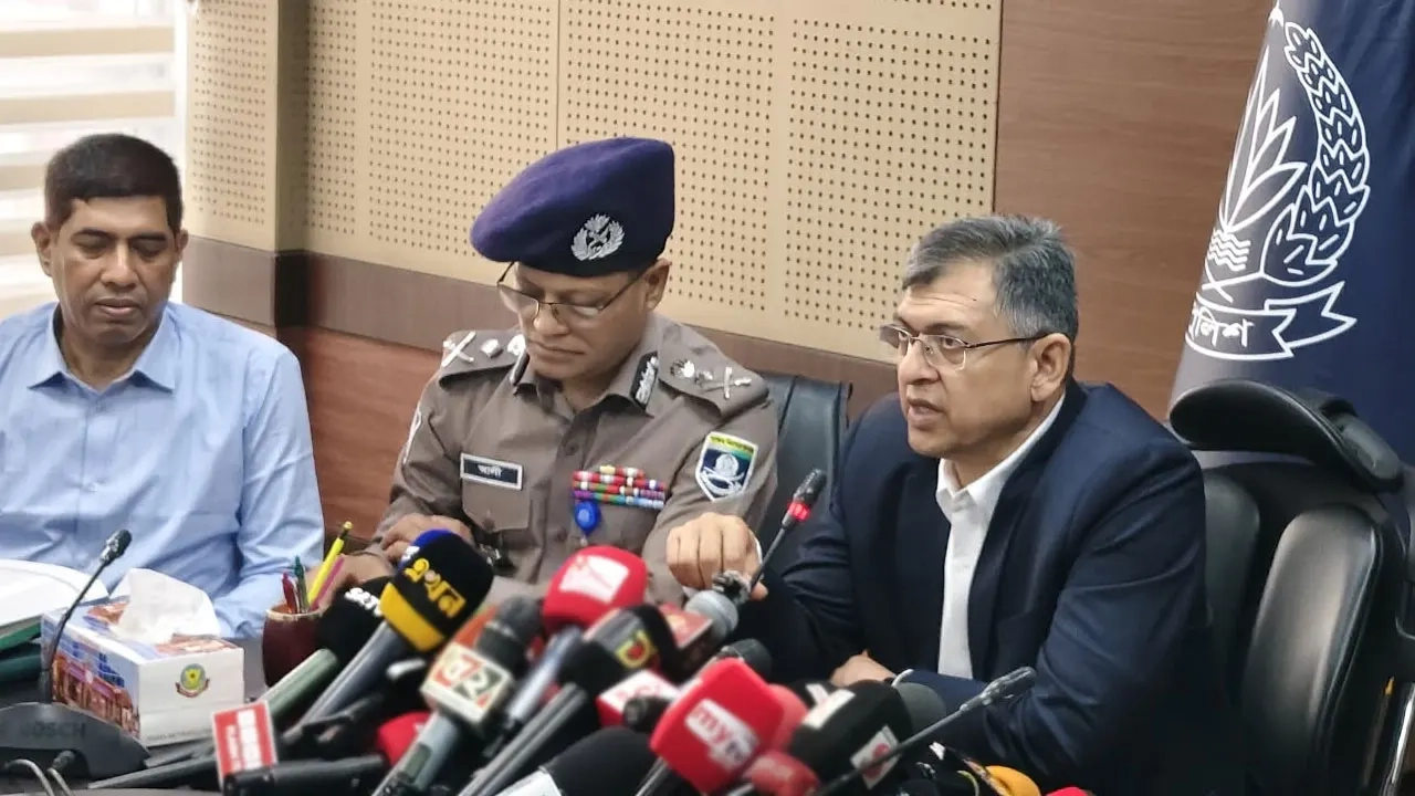 চাঁদাবাজ ও অস্ত্রধারী দাগি আসামিদের বিরুদ্ধে সারাদেশে অভিযান শুরু