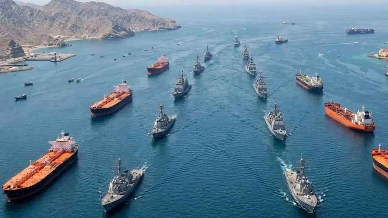 হরমুজ প্রণালিতে বাংলাদেশসহ বন্ধুজাহাজের নিরাপদ চলাচল নিশ্চিত