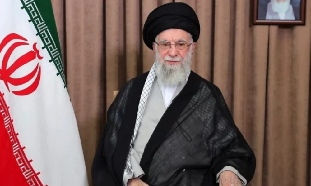 ইরানের সর্বোচ্চ নেতা আলী খামেনি জীবিত এবং নেতৃত্বে স্থিতিশীল