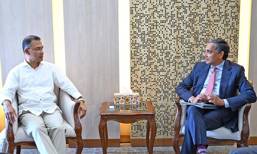 প্রধানমন্ত্রী তারেক রহমানের সঙ্গে আইএমএফের এশিয়া ও প্যাসিফিক পরিচালক কৃষ্ণা শ্রীনিবাসনের সৌজন্য সাক্ষাৎ