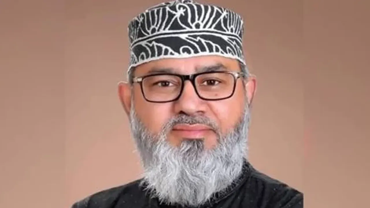 পিরোজপুরে সৌদি সরকারের খেজুর বিতরণ সংসদ সদস্য মাসুদ সাঈদীর হিসাব