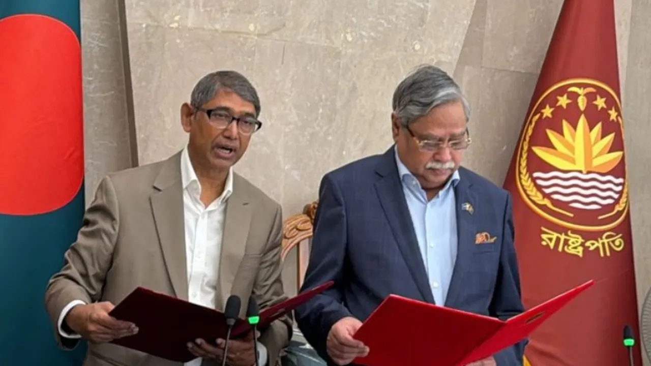 টাঙ্গাইল-৮ আসনের সংসদ সদস্য আহমেদ আযম খান মন্ত্রী হিসেবে শপথ গ্রহণ