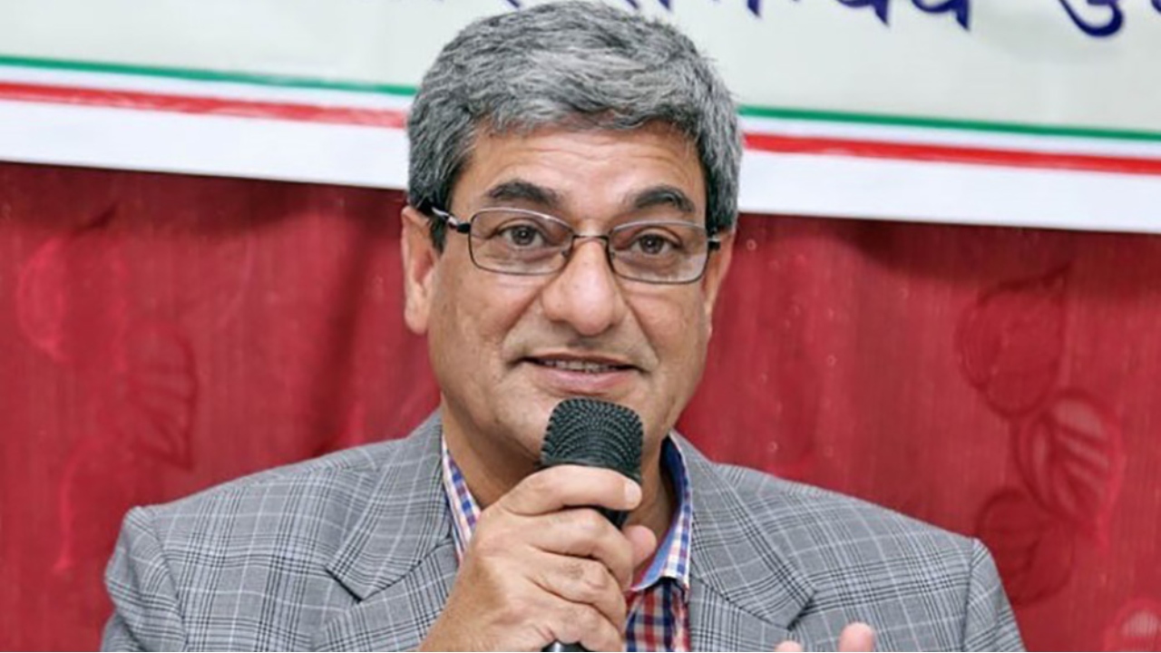 নেপালে সাবেক প্রধানমন্ত্রী কেপি শর্মা অলি ও সাবেক স্বরাষ্ট্রমন্ত্রী রমেশ লেখক গ্রেপ্তার