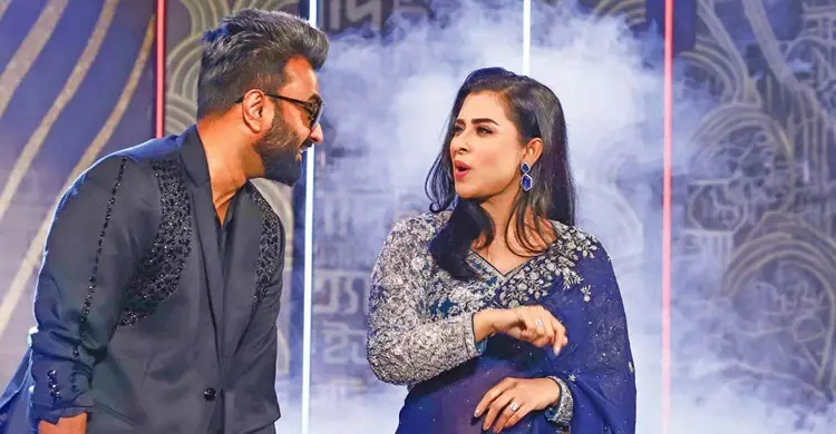 বুবলী এবার কণ্ঠ শিল্পী হিসেবে হাজির ইত্যাদিতে