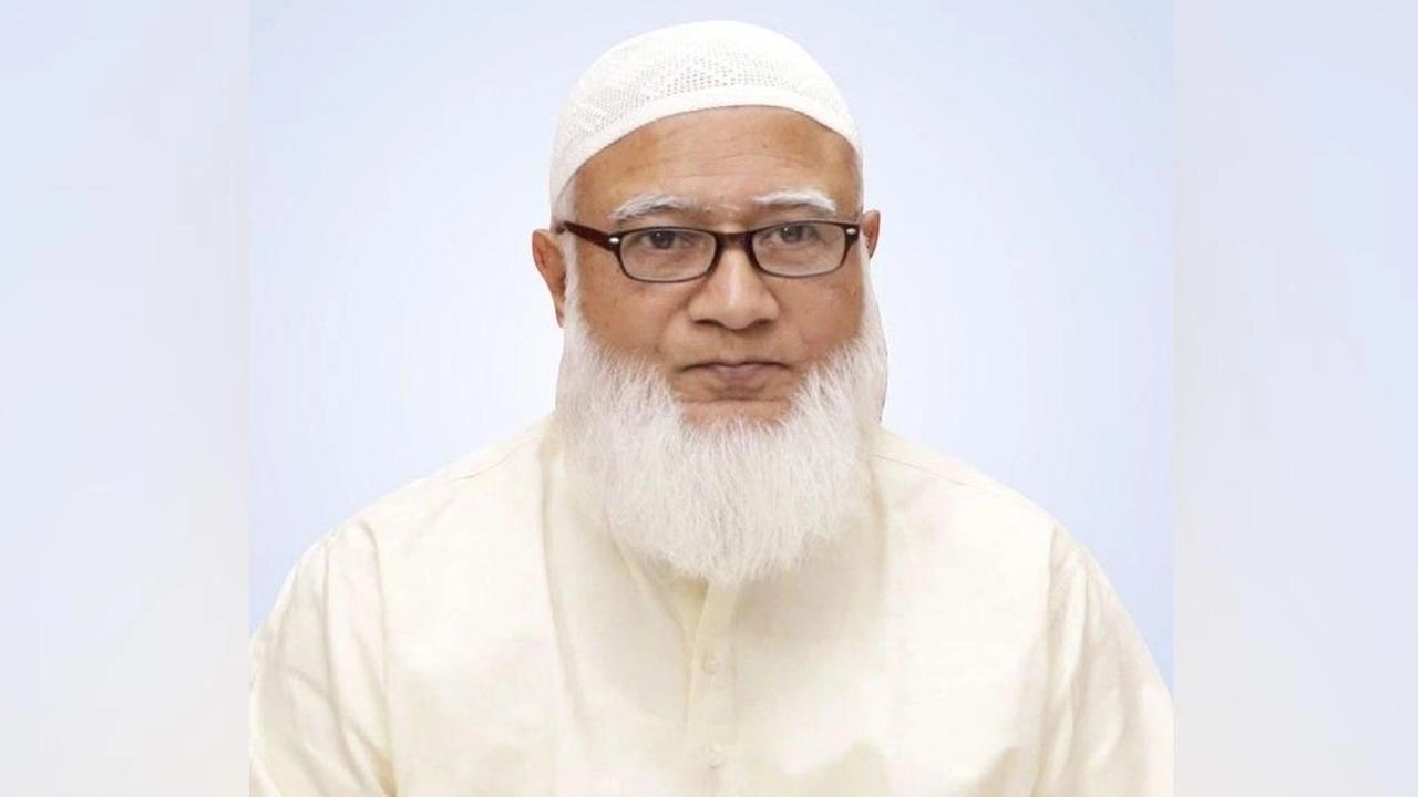 ডা. শফিকুর রহমান ওমরাহ পালনের জন্য ঢাকা ত্যাগ করেছেন