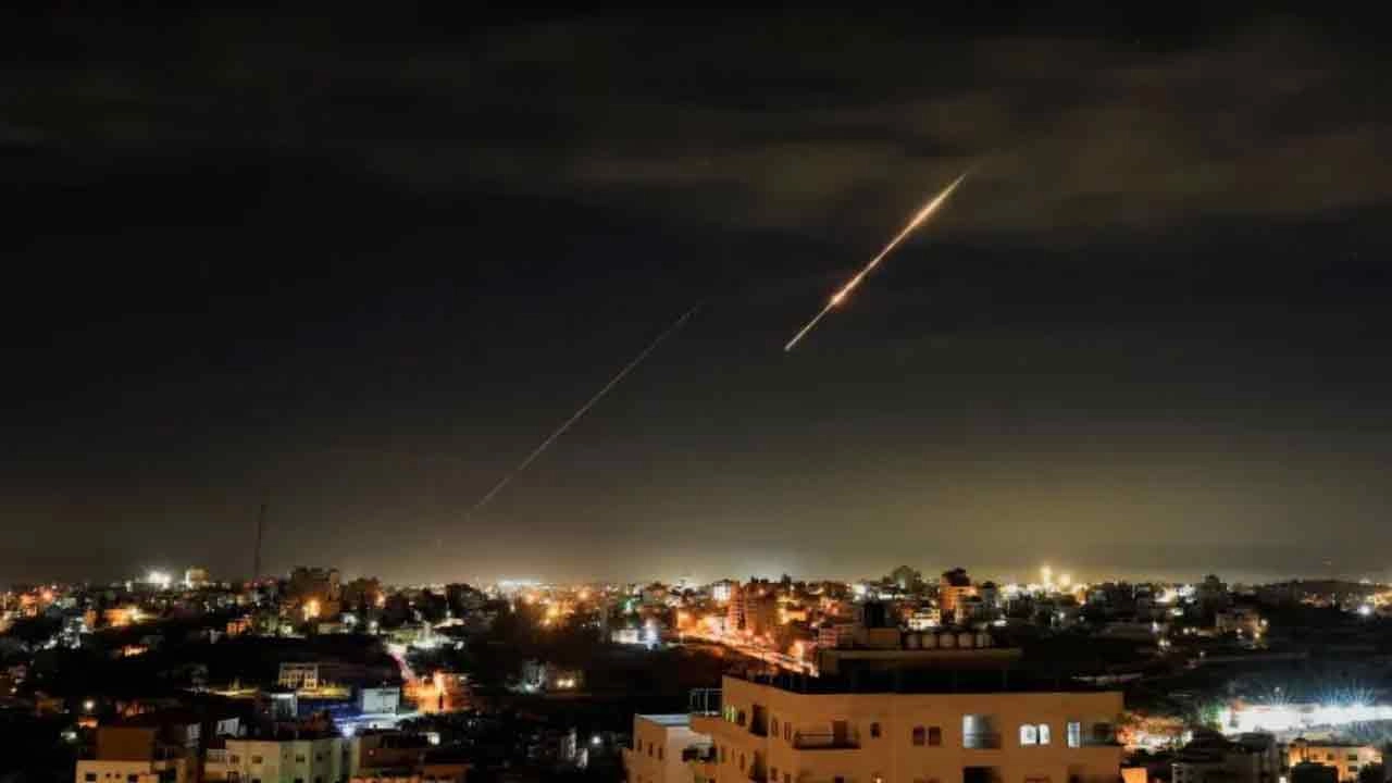 ইসরাইলের নাজারেথে ক্ষেপণাস্ত্র হামলায় ৩৩ জন আহত