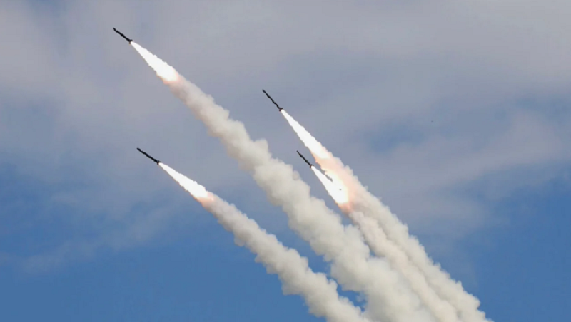 ইরানের ক্ষেপণাস্ত্র হামলায় ইসরাইলে উত্তেজনা বৃদ্ধি