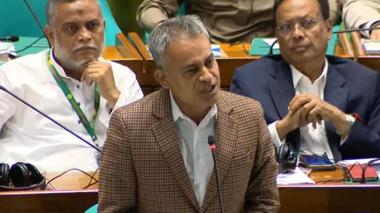 বিরোধী দলের সংসদ সদস্যদের রাজনীতি শেখার আহ্বান সেতুমন্ত্রীর