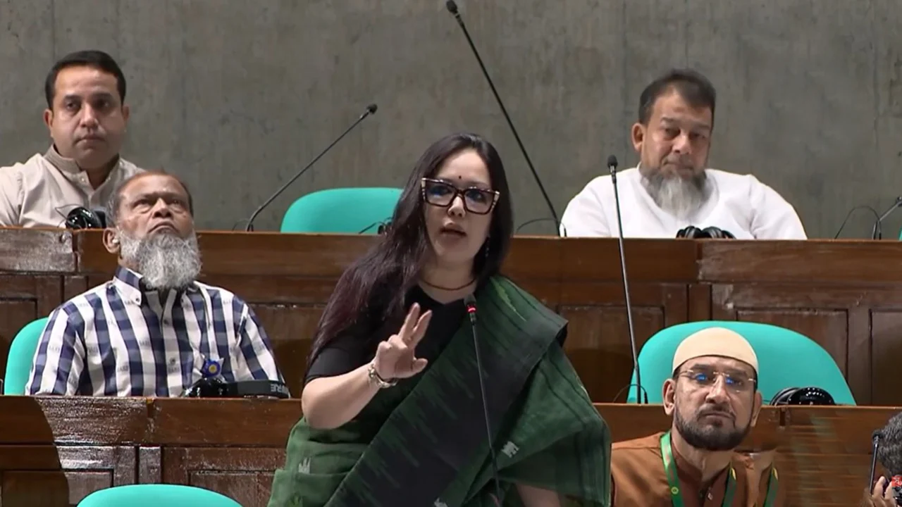 মার্কিন বাণিজ্য চুক্তি সংসদে উপস্থাপনের দাবি রুমিন ফারহানার