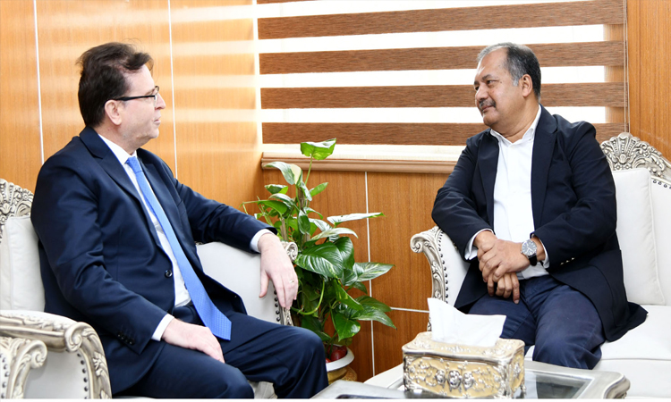 ডিজিটাল প্ল্যাটফর্ম শৃঙ্খলায় বৈশ্বিক সহযোগিতার ওপর তথ্যমন্ত্রীর গুরুত্বারোপ