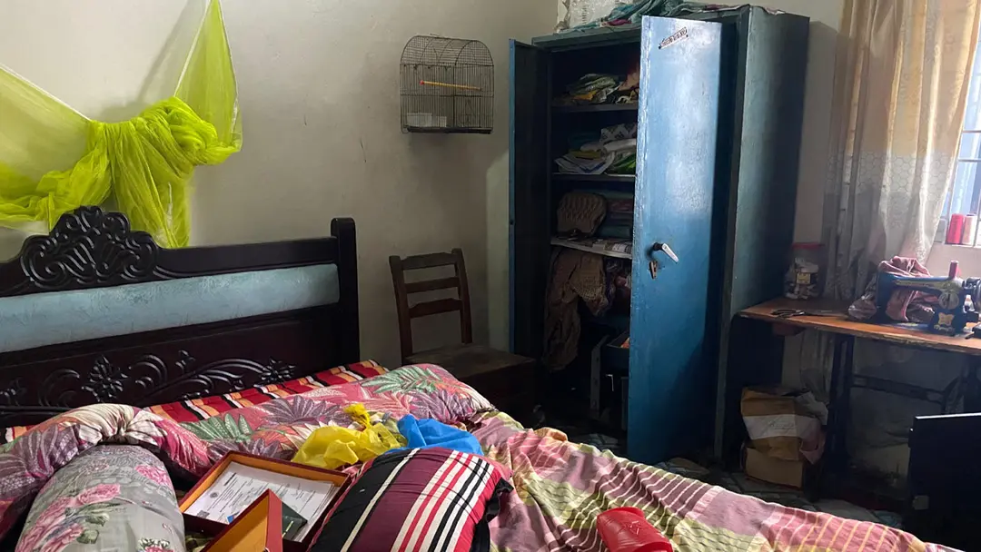 পটিয়ায় বসতঘরের টিন কেটে দুর্ধর্ষ চুরি, মূল্যবান নথিপত্র ভস্মীভূত