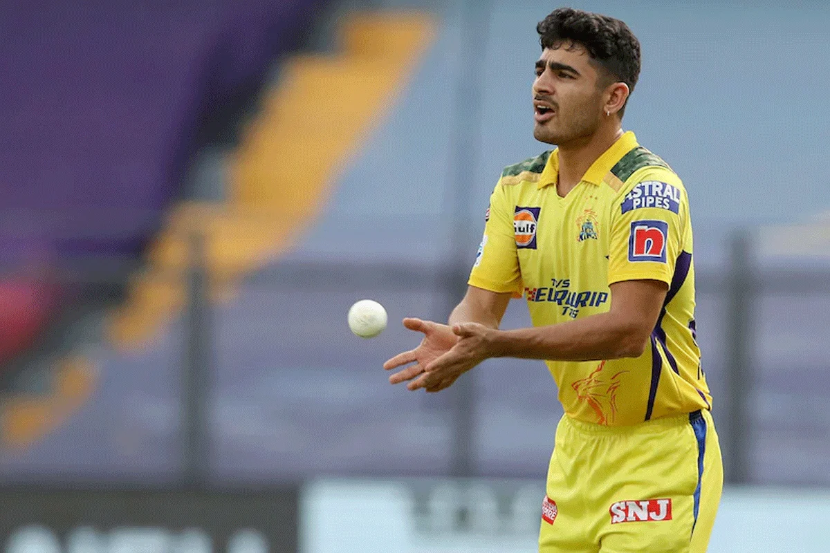 মাতৃবিয়োগে চেন্নাই শিবির ছাড়লেন মুকেশ চৌধুরী, মুম্বাই ম্যাচে পরিবর্তনের আভাস