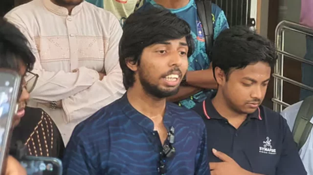 ঢাবি ছাত্রদল নেতার বিরুদ্ধে ডাকসু নেতার হেনস্তা ও হুমকির অভিযোগ