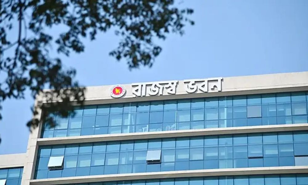 রাজস্ব আদায়ে রেকর্ড ঘাটতি: ৯ মাসে লক্ষ্যমাত্রার চেয়ে পিছিয়ে ৯৮ হাজার কোটি টাকা