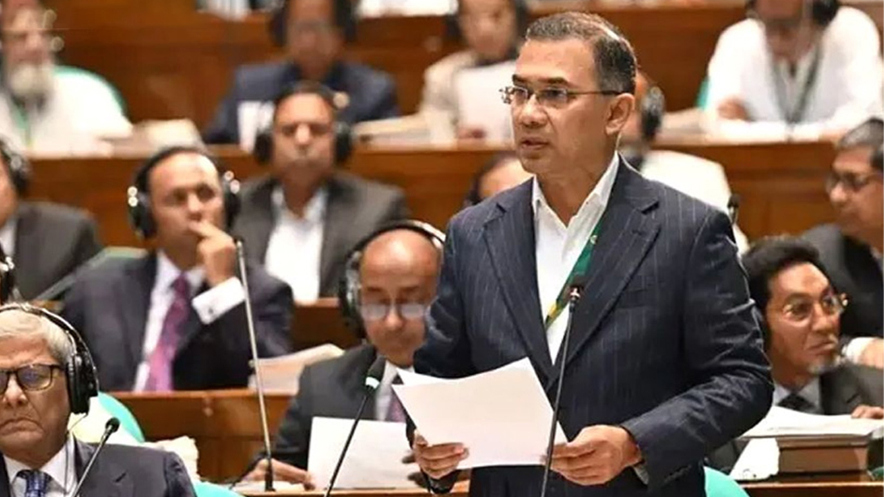 নারীর অর্থনৈতিক ক্ষমতায়ন ও সুরক্ষায় ৩৭ হাজার পরিবারের নারী প্রধানকে ফ্যামিলি কার্ড প্রদান