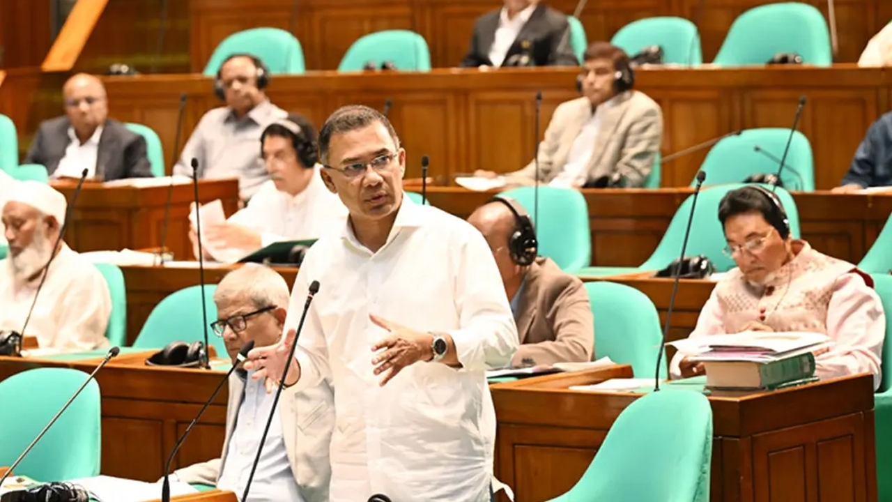 টাকা ছাপিয়ে ফ্যামিলি কার্ডের সুবিধা দেওয়া হবে না: প্রধানমন্ত্রী