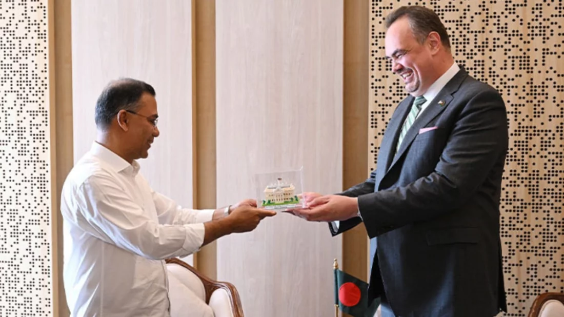 যুক্তরাষ্ট্রের রাষ্ট্রদূতের সঙ্গে প্রধানমন্ত্রী সাক্ষাৎ