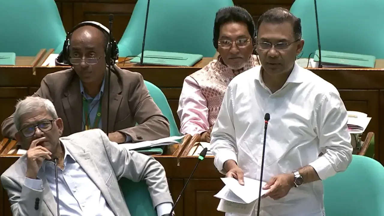 কুয়াকাটায় বেসরকারি উদ্যোগে বিমানবন্দর নির্মাণে সহায়তার আশ্বাস প্রধানমন্ত্রীর