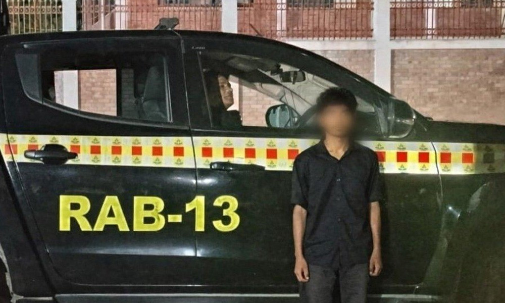 মিঠাপুকুরে অস্ত্র মামলার পলাতক আসামি গ্রেপ্তার