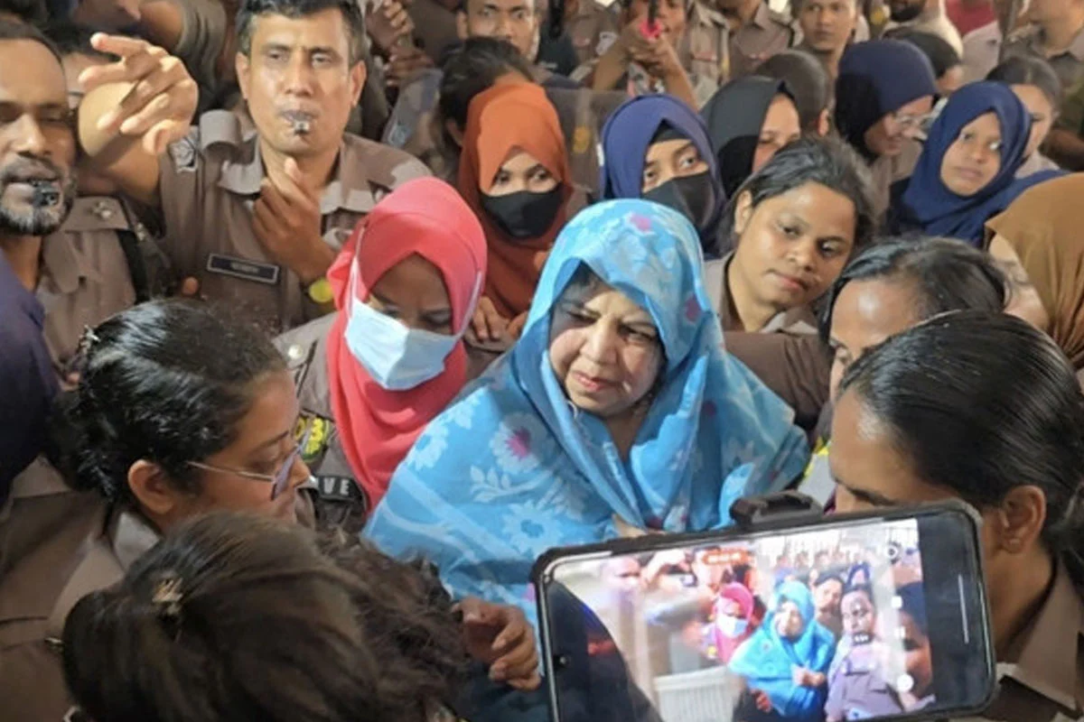 লালবাগ থানার হত্যাচেষ্টা মামলায় সাবেক স্পিকার ড. শিরীন শারমিন চৌধুরীর জামিন মঞ্জুর