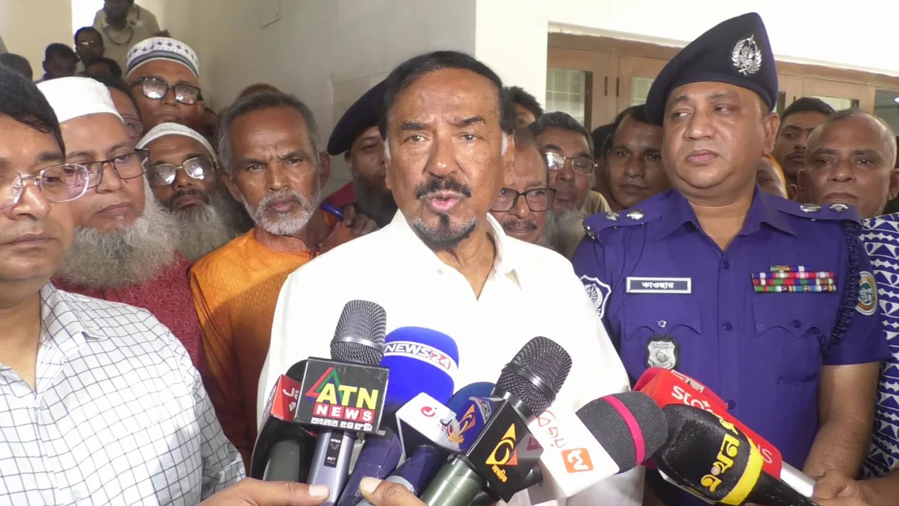 গণতন্ত্র পুনরুদ্ধারে দেশের মানুষের ত্যাগ বিশ্বে নজির সৃষ্টি করেছে: স্পিকার হাফিজ উদ্দিন আহমেদ