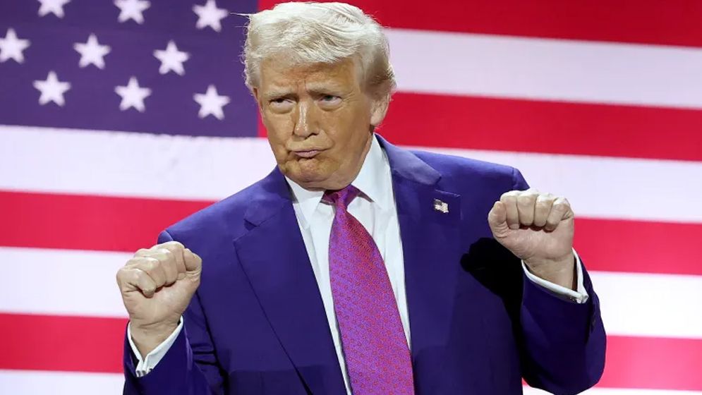 ট্রাম্পের দাবি: ভেনেজুয়েলায় তিনি জনপ্রিয়, প্রেসিডেন্ট নির্বাচনে অংশ নেওয়ার ইঙ্গিত