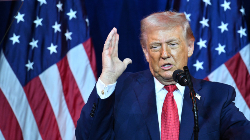 হরমুজ প্রণালিতে মাইন স্থাপনকারী নৌযান দেখলেই তা গুলি করে ধ্বংস করার জন্য মার্কিন নৌবাহিনীকে নির্দেশ ট্রাম্পের