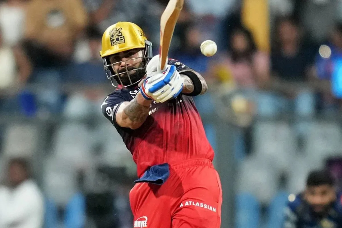 গুজরাটকে হারিয়ে বেঙ্গালুরুর জয়: কোহলির ব্যাটে রানের পাহাড় ও রেকর্ডের নতুন উচ্চতা