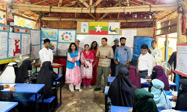 রোহিঙ্গা শিশুদের জন্য মানসম্মত ও নিরাপদ শিক্ষার পরিবেশ নিশ্চিতে কাজ করছে সরকার