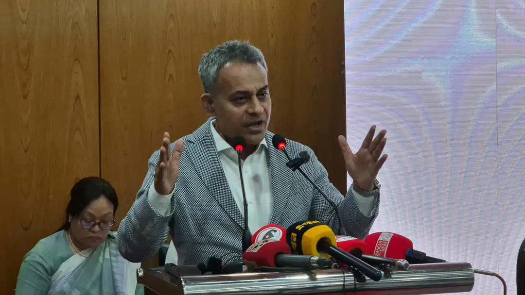 চালকের অদক্ষতা ও ত্রুটিযুক্ত যান সড়ক দুর্ঘটনার প্রধান কারণ: শেখ রবিউল আলম