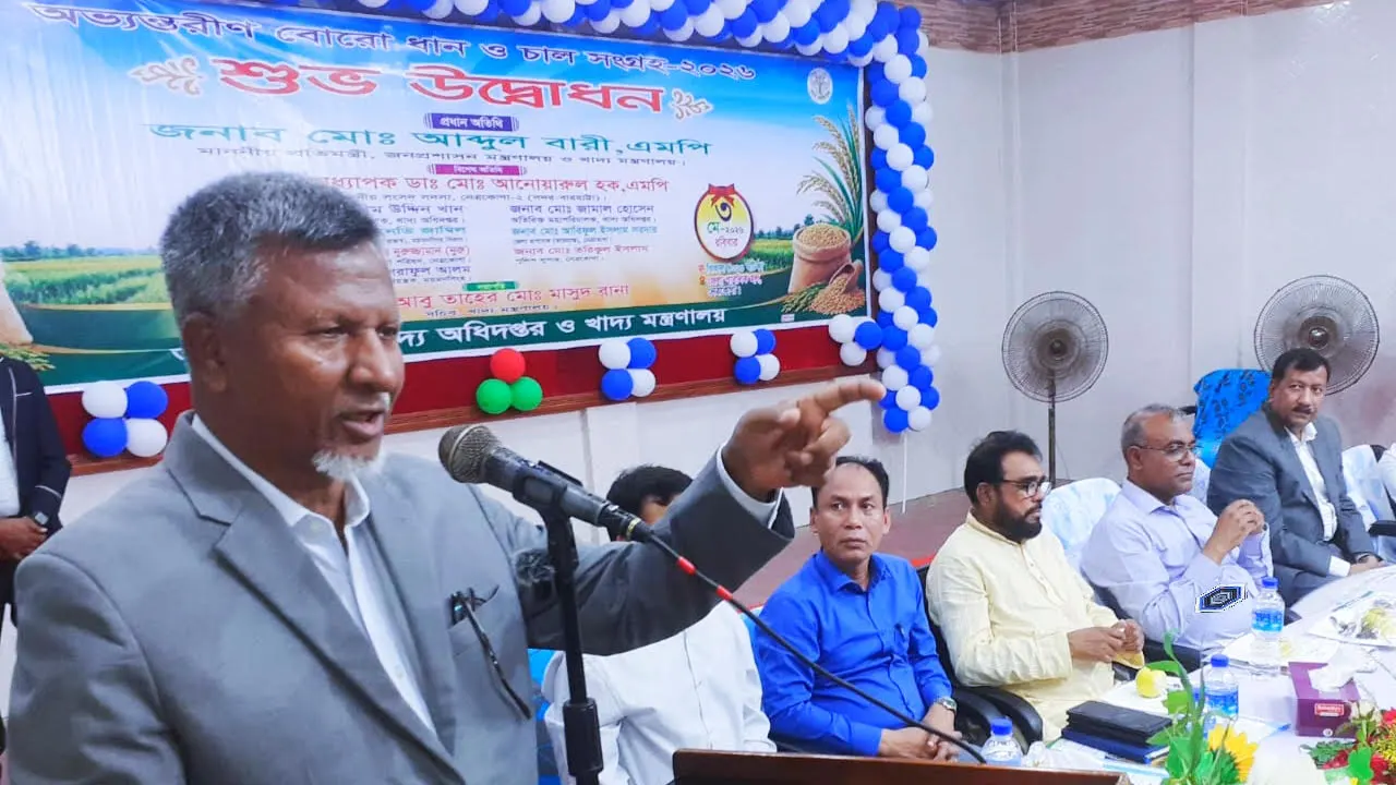 হাওরাঞ্চলে ক্ষতিগ্রস্ত কৃষকদের প্রণোদনা বৃদ্ধির আশ্বাস খাদ্য প্রতিমন্ত্রীর