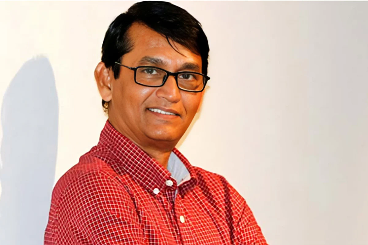 তরুণদের ভিন্নধর্মী চিন্তাভাবনাই দেশের সংস্কৃতিকে এগিয়ে নেবে: আজিজুল হাকিম