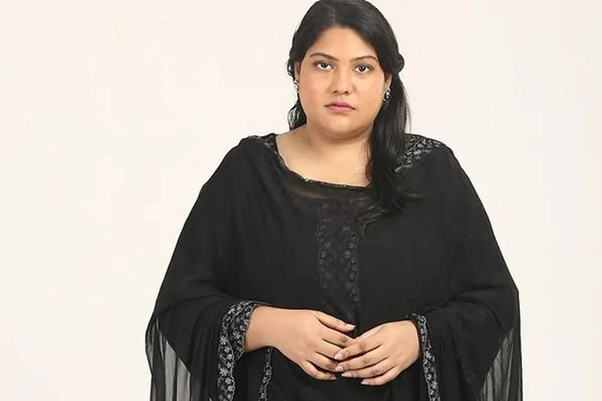 চেন্নাইয়ে চিকিৎসাধীন অবস্থায় কনটেন্ট ক্রিয়েটর ও অভিনেত্রী কারিনা কায়সারের মৃত্যু