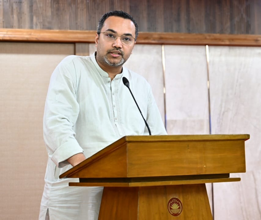 ১০০ দিনে সরকারের একাধিক জনমুখী সিদ্ধান্ত বাস্তবায়ন: সংবাদ সম্মেলনে প্রধানমন্ত্রীর উপদেষ্টা