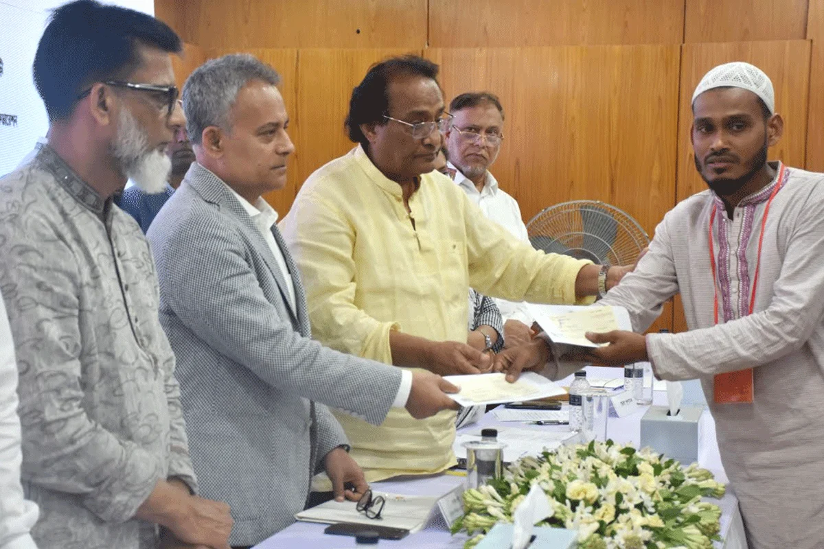 আসন্ন ঈদুল আজহায় সড়ক পথে নির্বিঘ্ন যাত্রা নিশ্চিতে ভ্রাম্যমাণ আদালতের সংখ্যা বৃদ্ধি