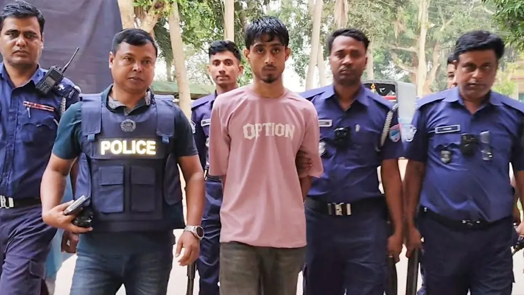 নড়াইলে খালাশাশুড়ির বাড়িতে ঘুমন্ত স্ত্রীকে কুপিয়ে হত্যা, স্বামী আটক