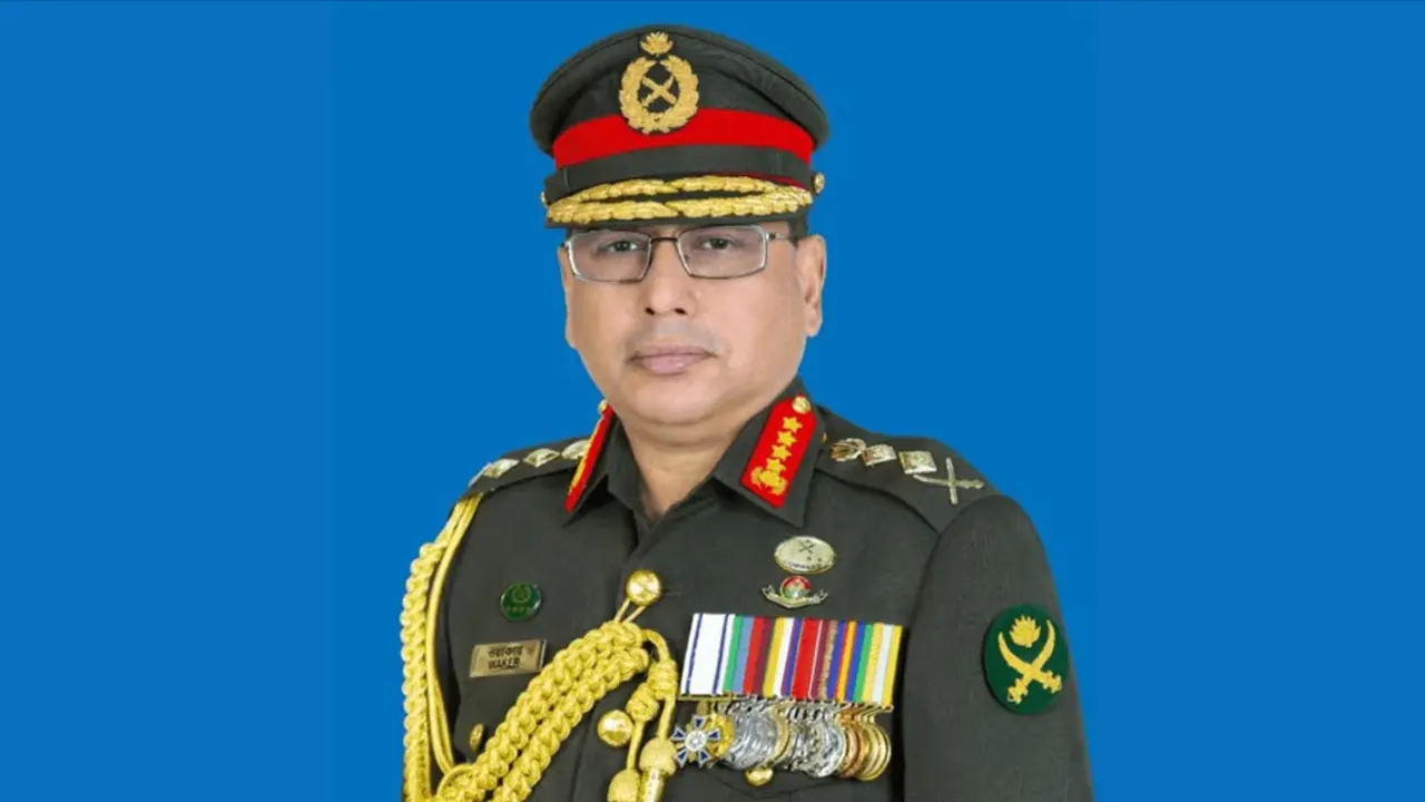 চেক রিপাবলিক ও স্লোভাকিয়া সফরে গেলেন সেনাপ্রধান