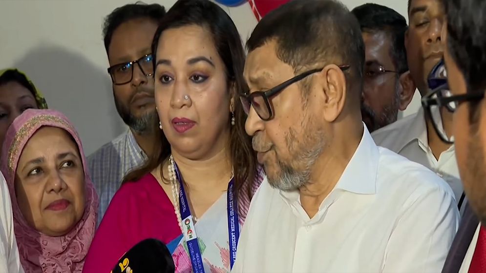 আদ্-দ্বীন হাসপাতালে ৬ শিশুর মৃত্যু: দায়ীদের শাস্তির আওতায় আনা হবে বলে হুঁশিয়ারি স্বাস্থ্যমন্ত্রীর